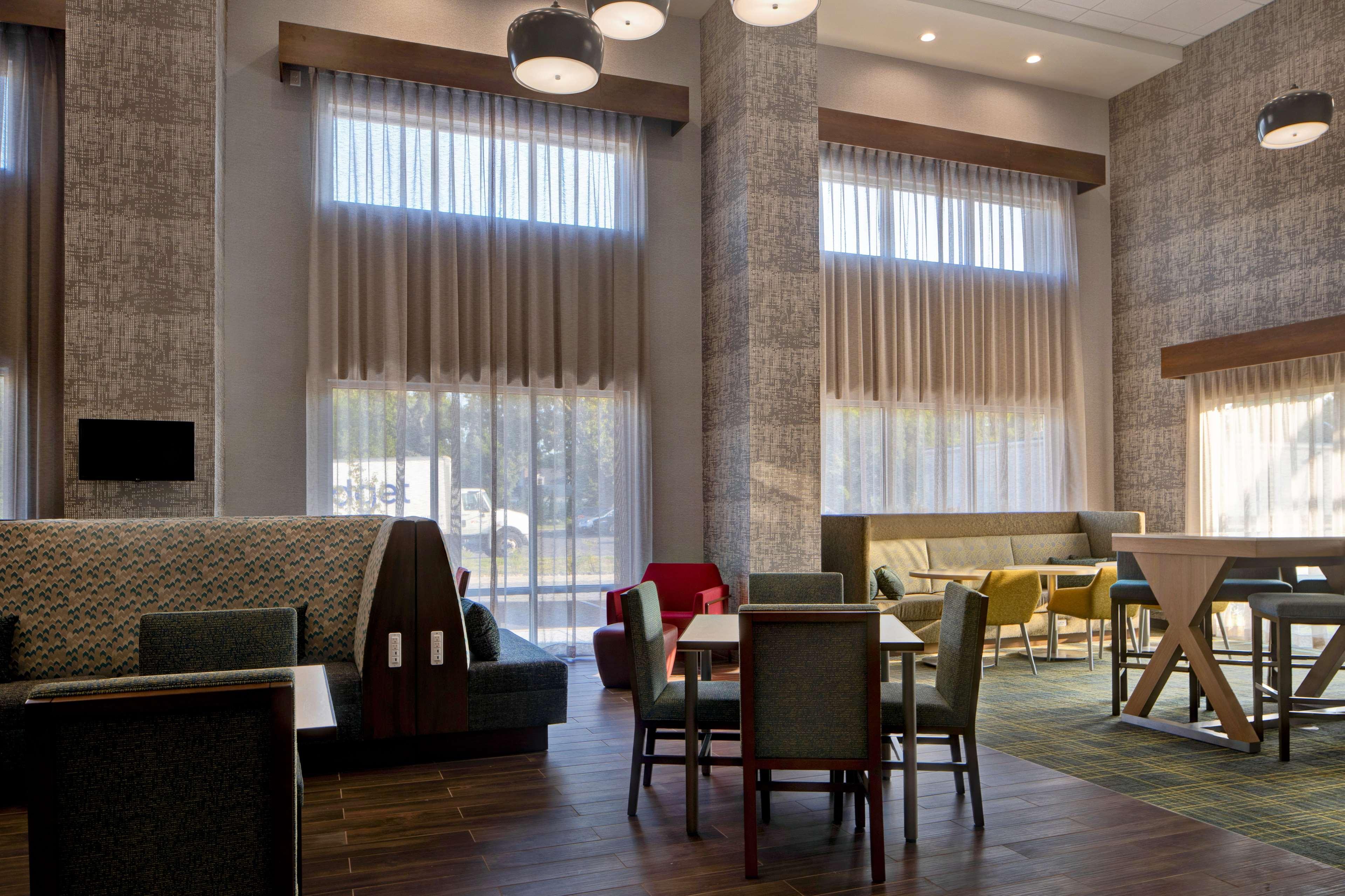 Hampton Inn & Suites Deptford, Nj Extérieur photo