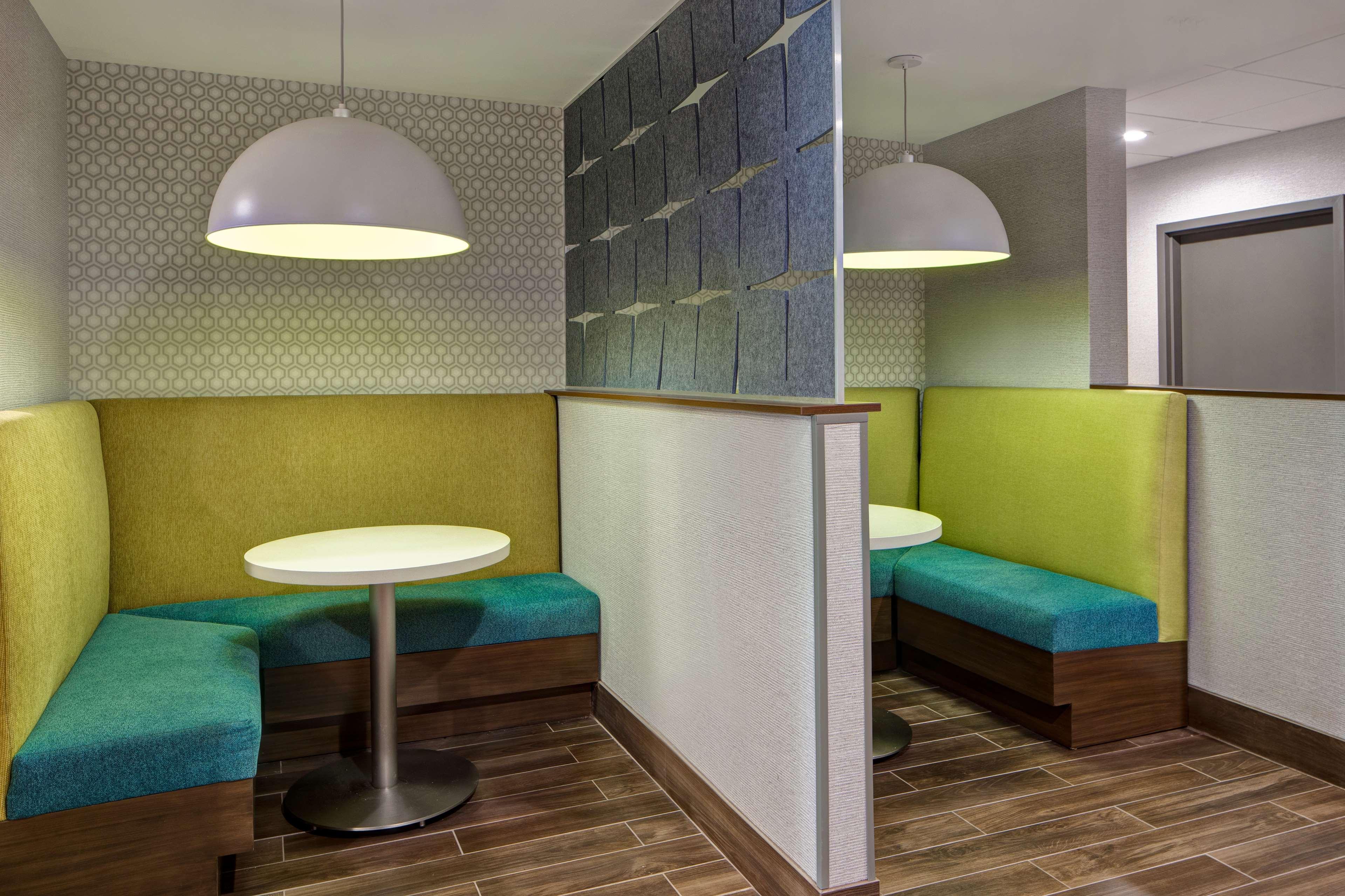Hampton Inn & Suites Deptford, Nj Extérieur photo